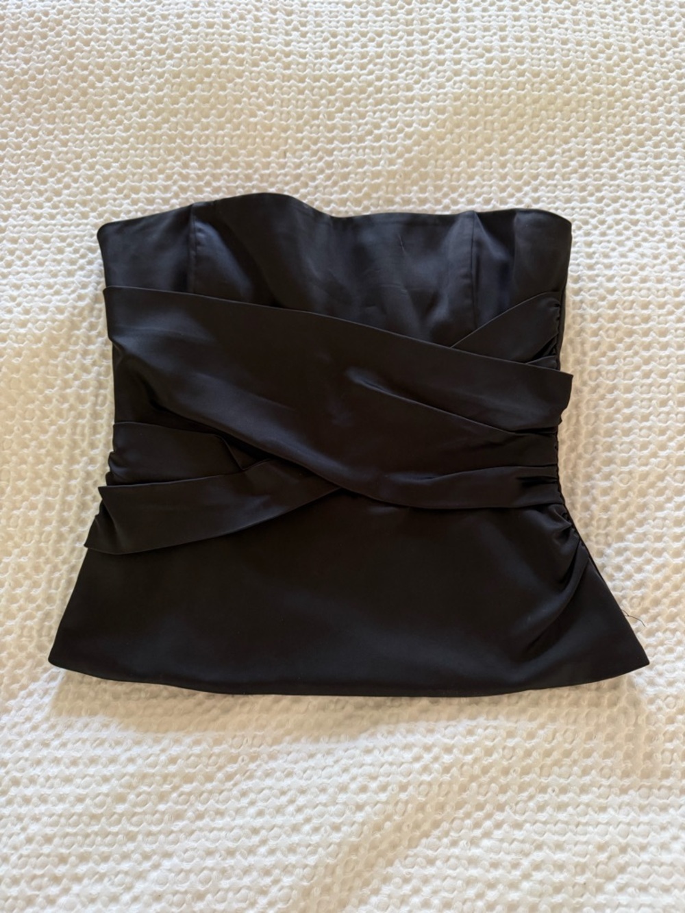 BCBGMaxAzria Black Strapless Satin Cross-Waist Top